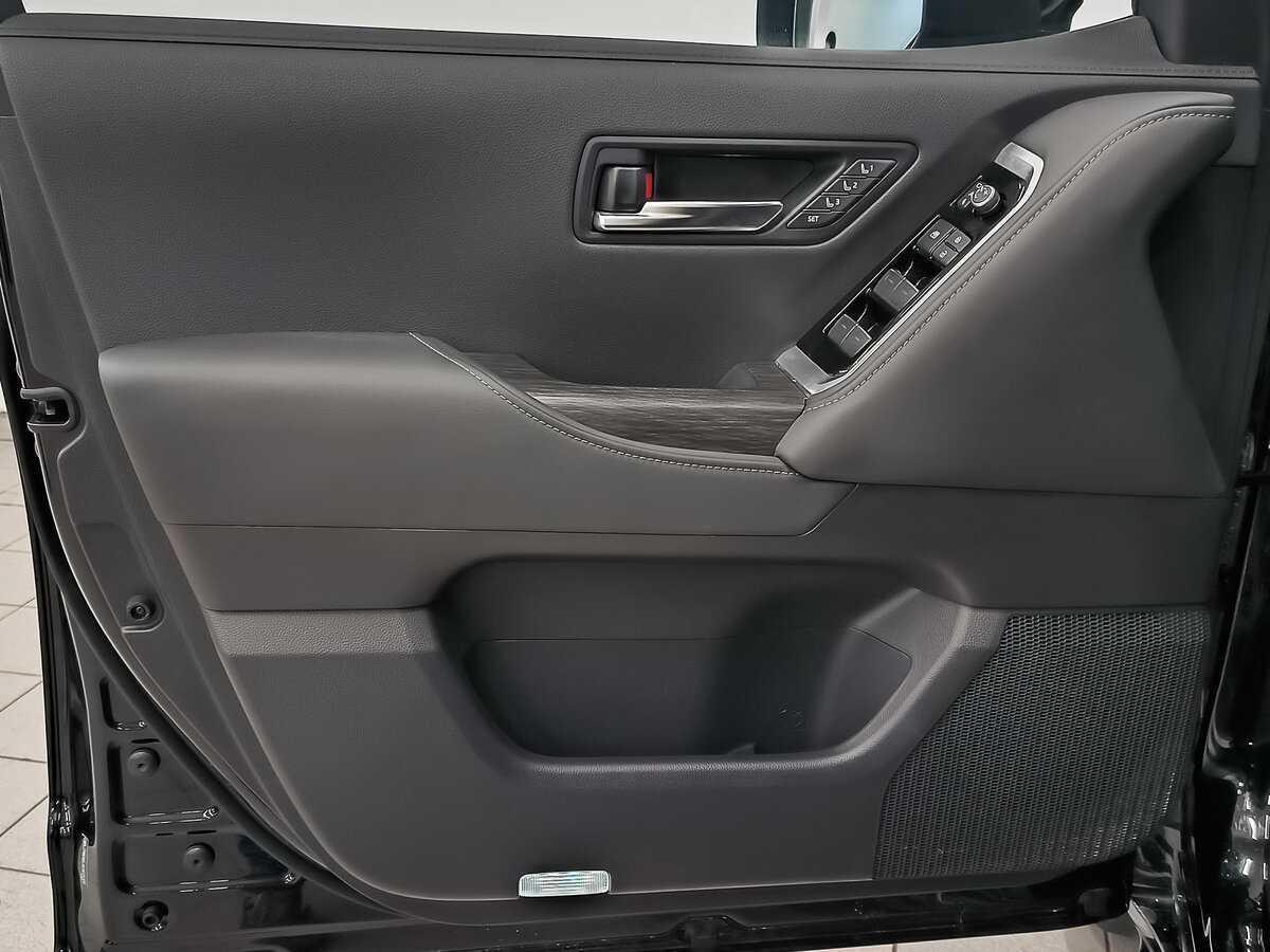 Toyota Land Cruiser, 2021 Фото №19