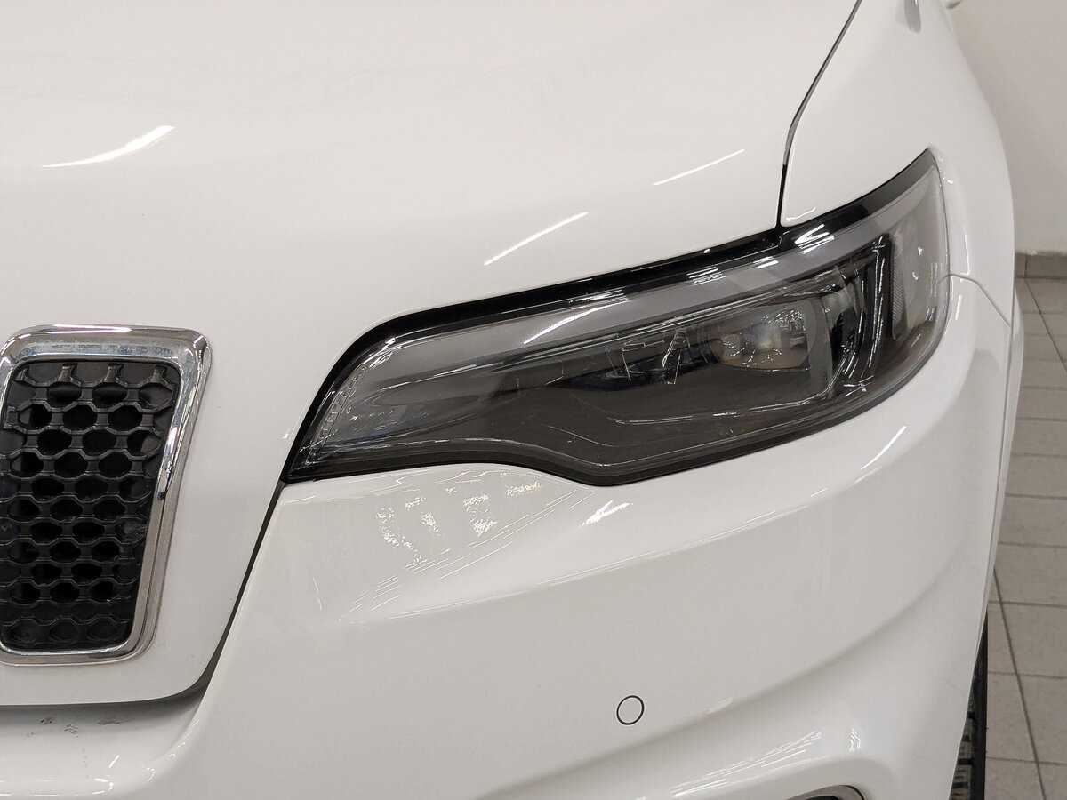 Jeep Cherokee, 2019 Фото №11