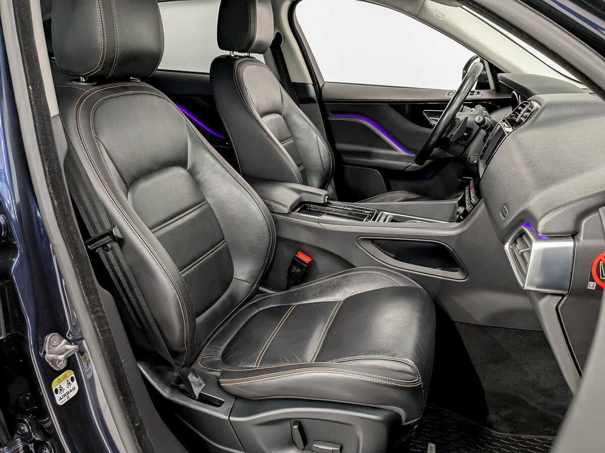 Jaguar F-Pace, 2017 Фото №24
