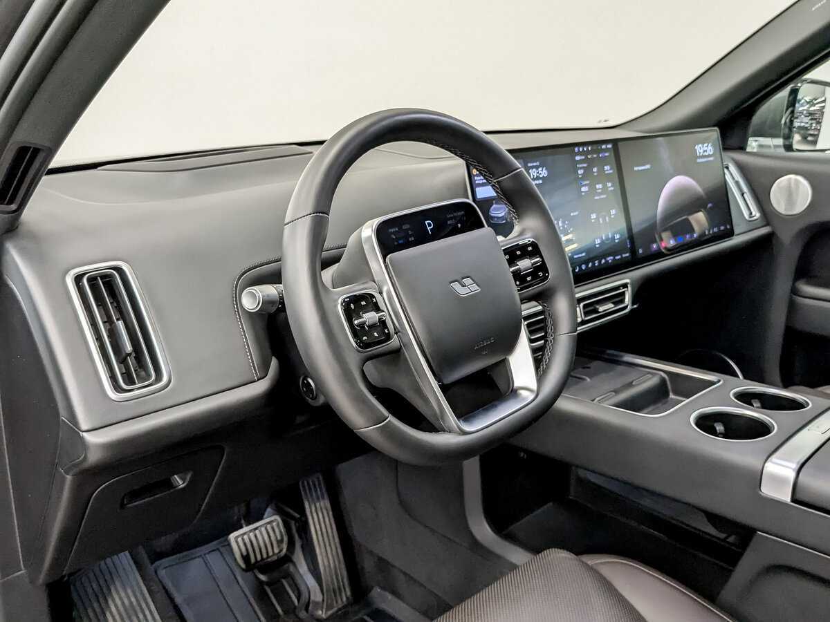 LiXiang L9 44.5 kWh, 2023 Фото №16