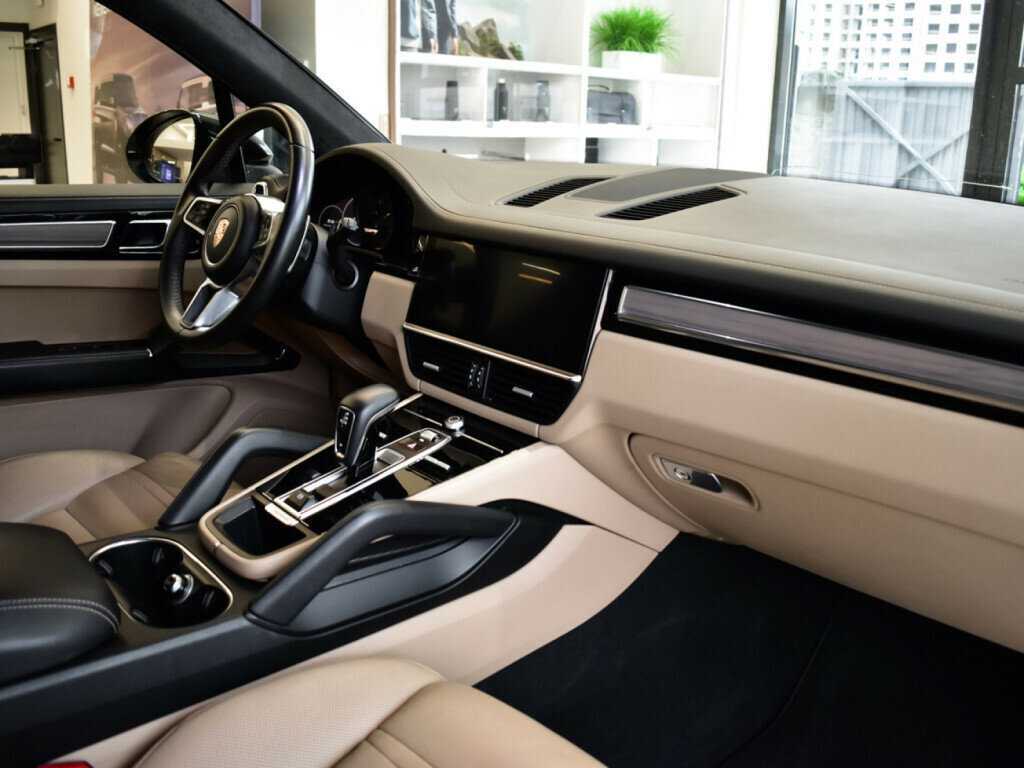 Porsche Cayenne, 2019 - 113 000 км. | Фото №8