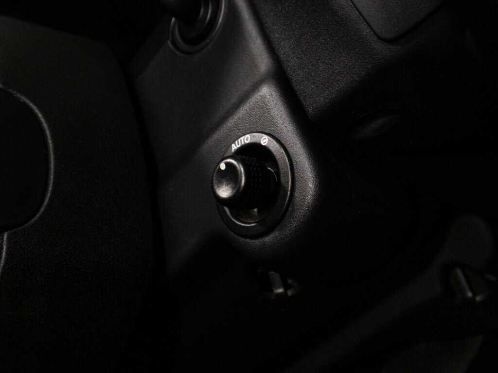 Land Rover Discovery, 2009 Фото №17