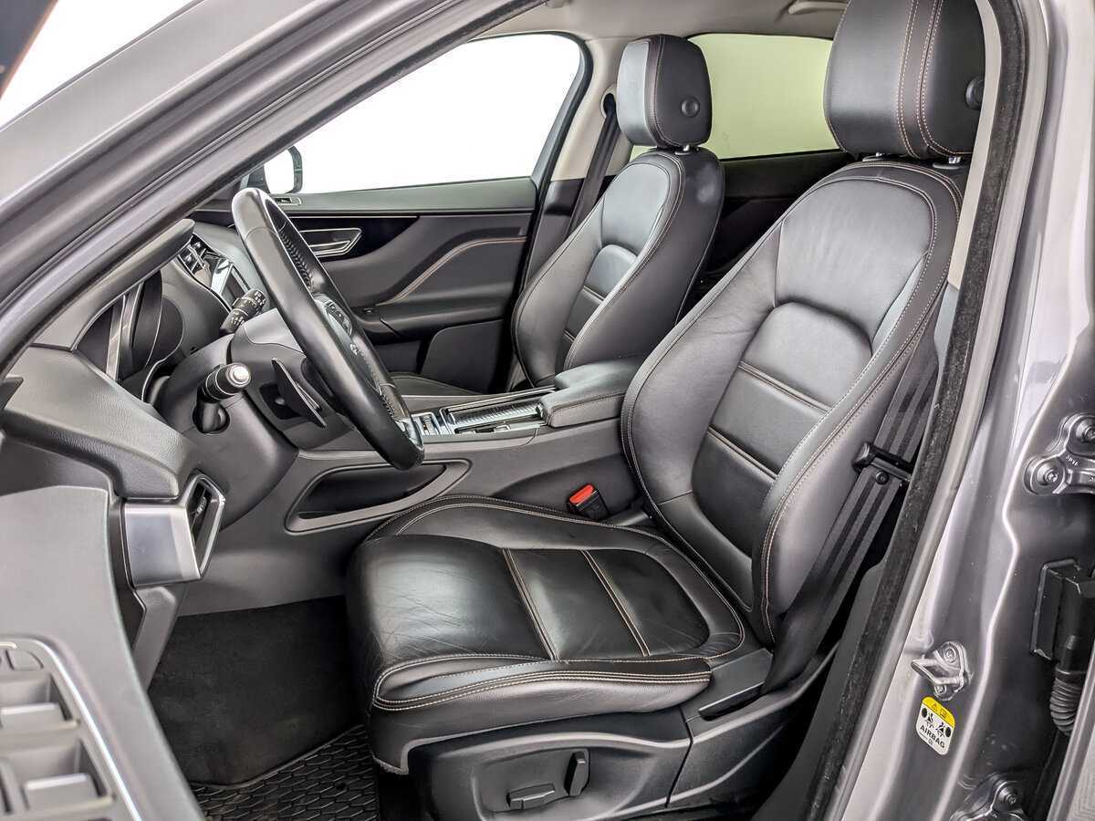 Jaguar F-Pace, 2016 Фото №18