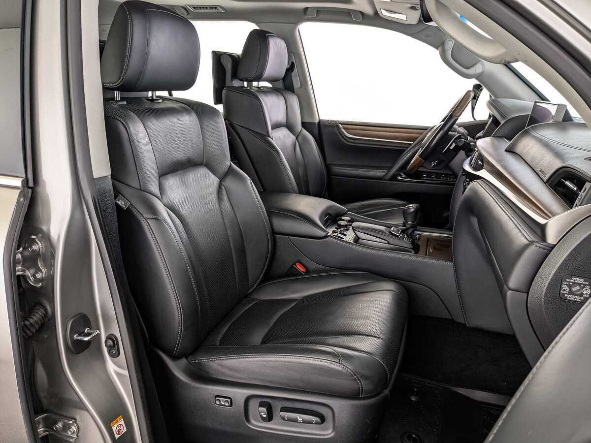 Lexus LX 570, 2016 Фото №24