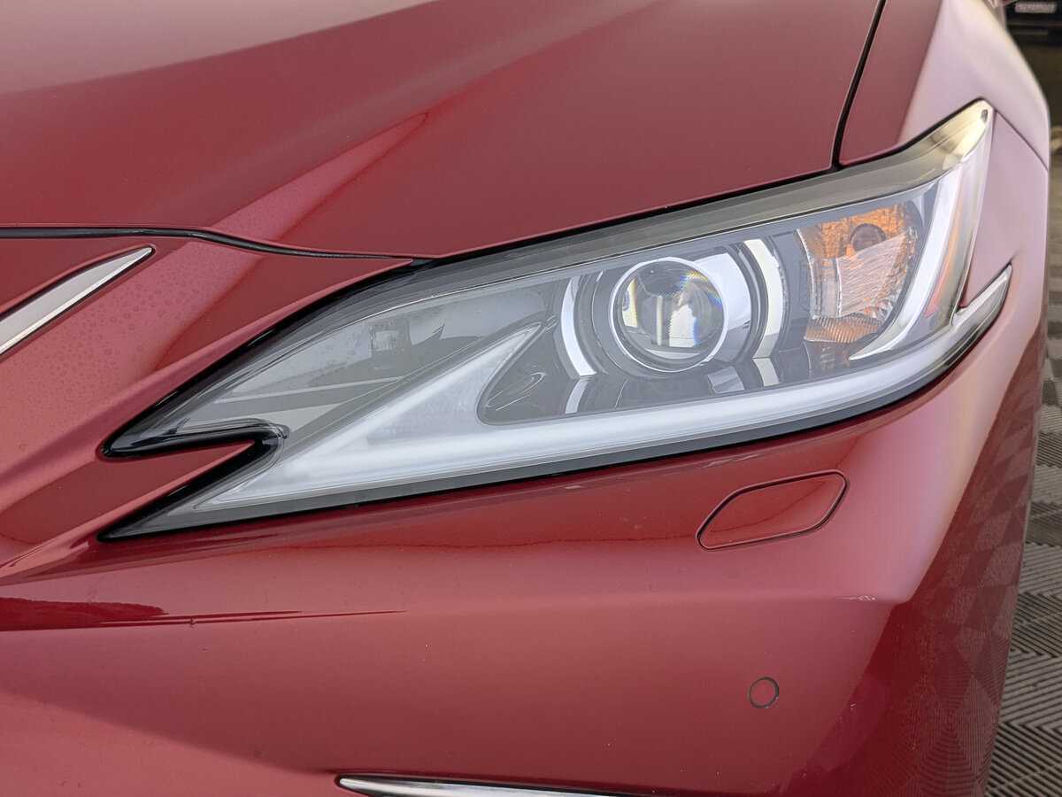 Lexus ES 250, 2020 Фото №11