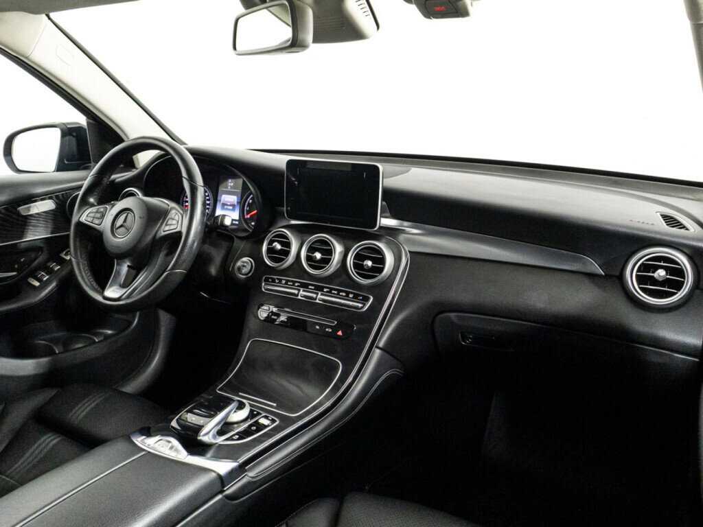 Mercedes-Benz GLC 300, 2017 Фото №9