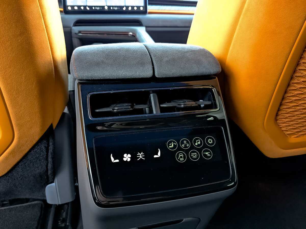 Zeekr 001 100 kWh, 2023 Фото №27