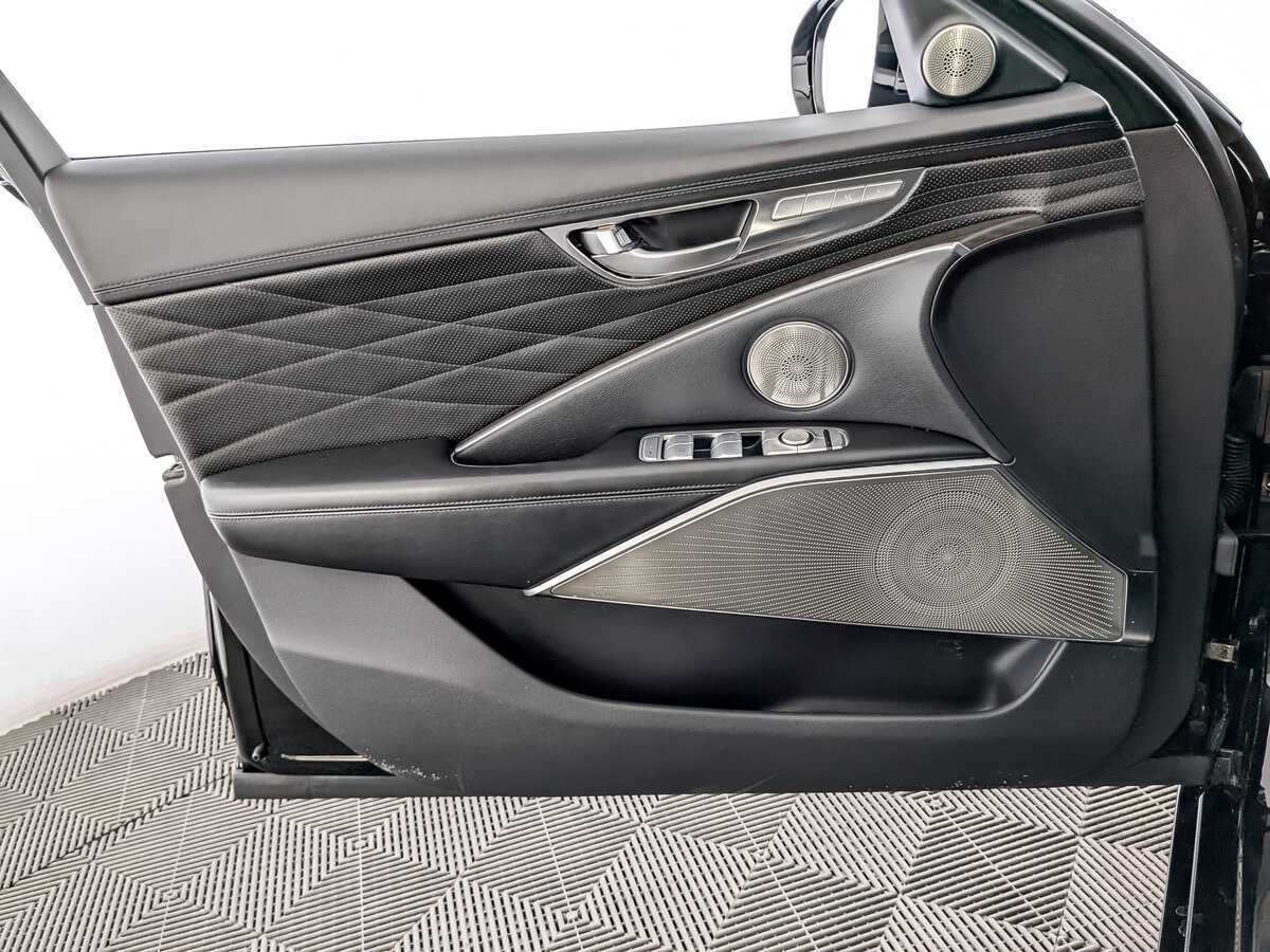 Kia K900, 2019 Фото №19