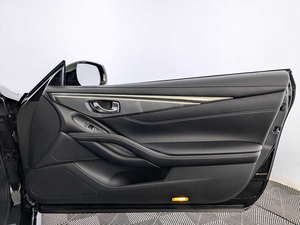Infiniti Q60, 2020 Фото №23