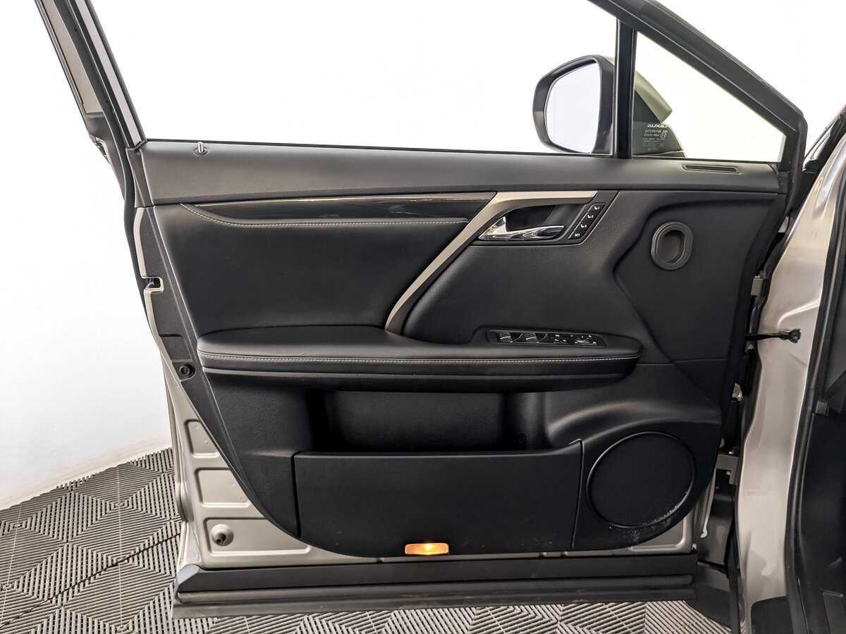 Lexus RX 300, 2019 Фото №19