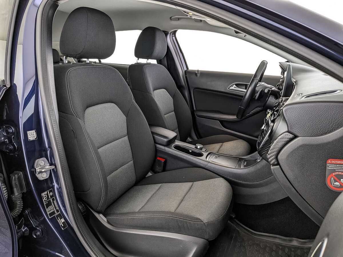 Mercedes-Benz GLA 200, 2018 Фото №24