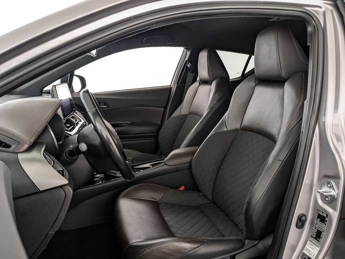 Toyota C-HR, 2017 Фото №20