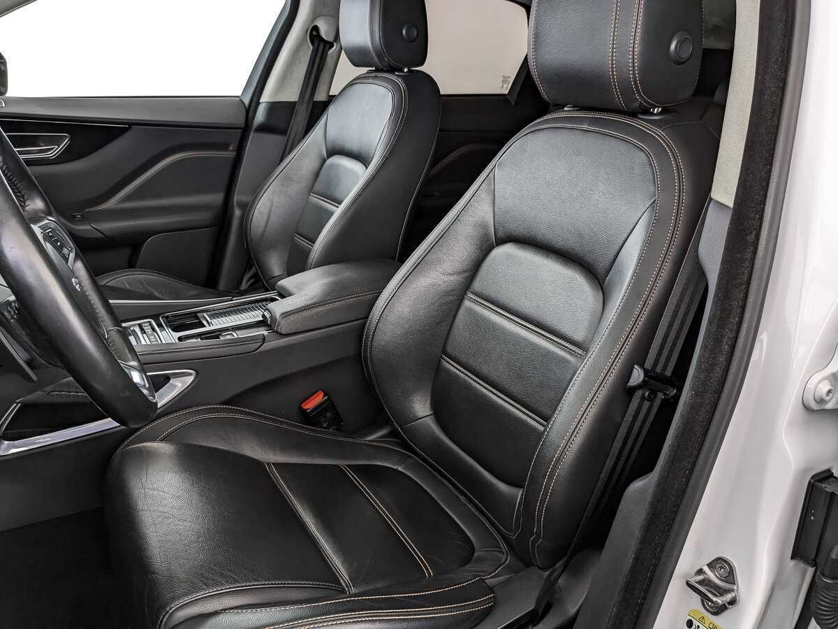 Jaguar F-Pace, 2018 Фото №20