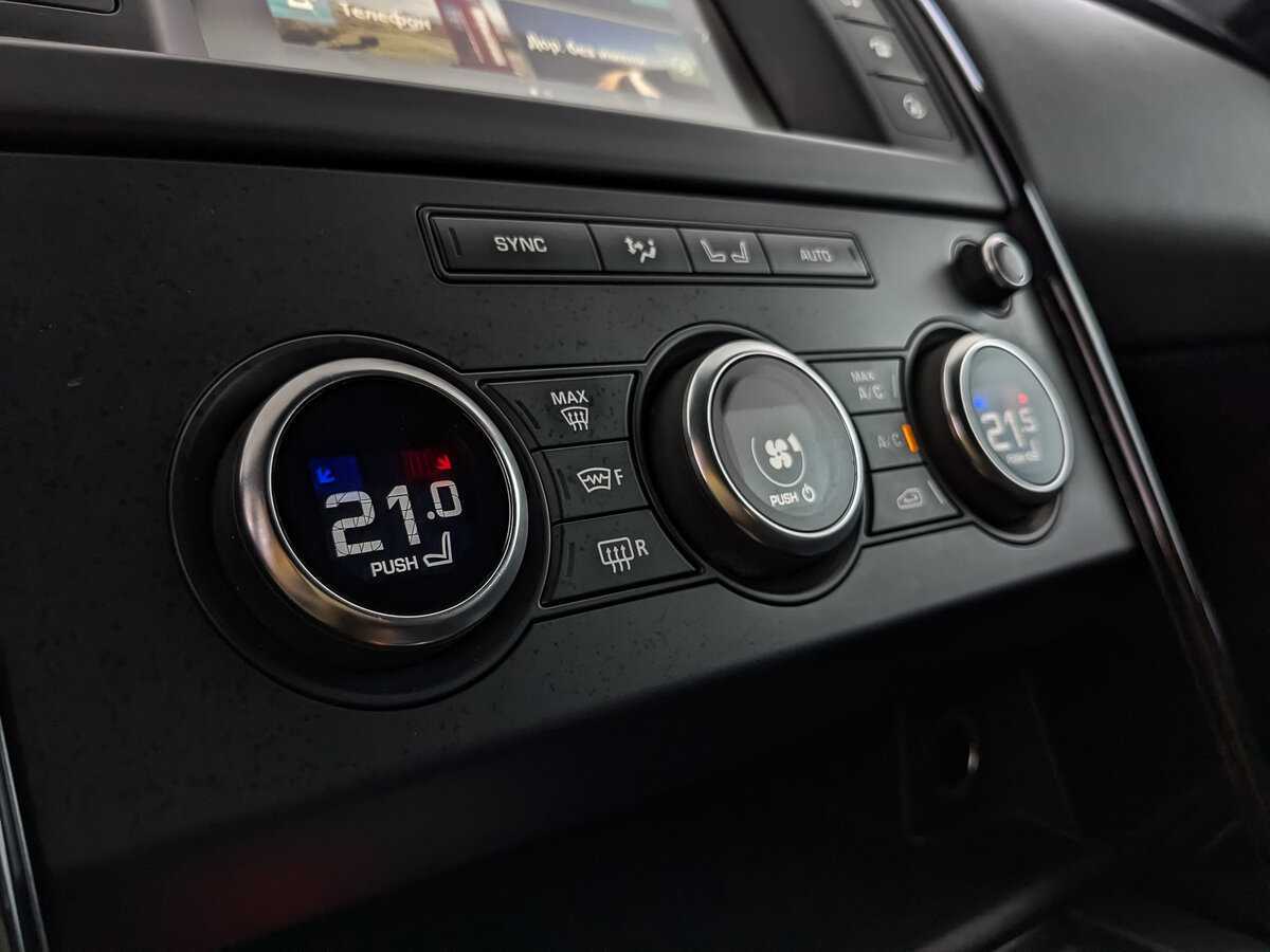 Land Rover Discovery, 2017 Фото №25