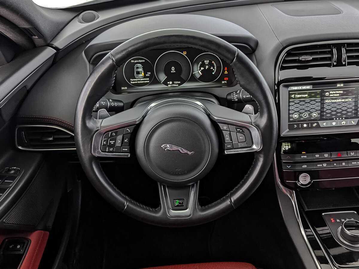 Jaguar XE, 2019 Фото №21