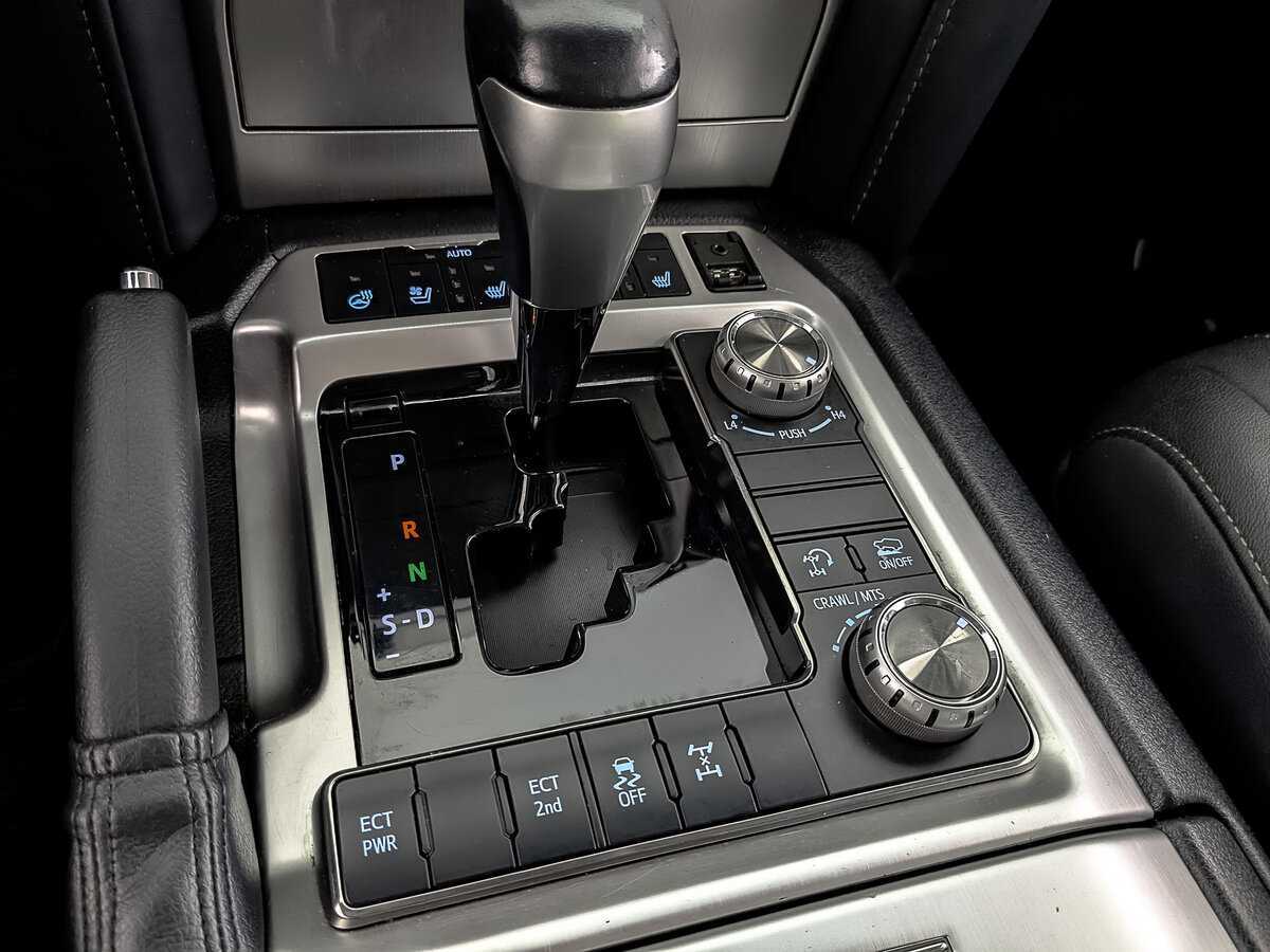 Toyota Land Cruiser, 2019 Фото №21