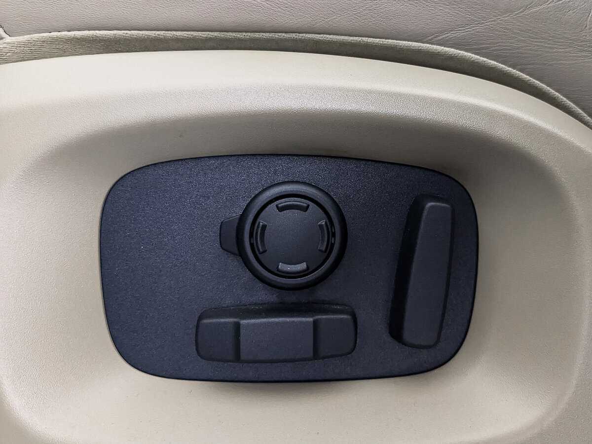 Land Rover Range Rover Sport, 2016 Фото №21