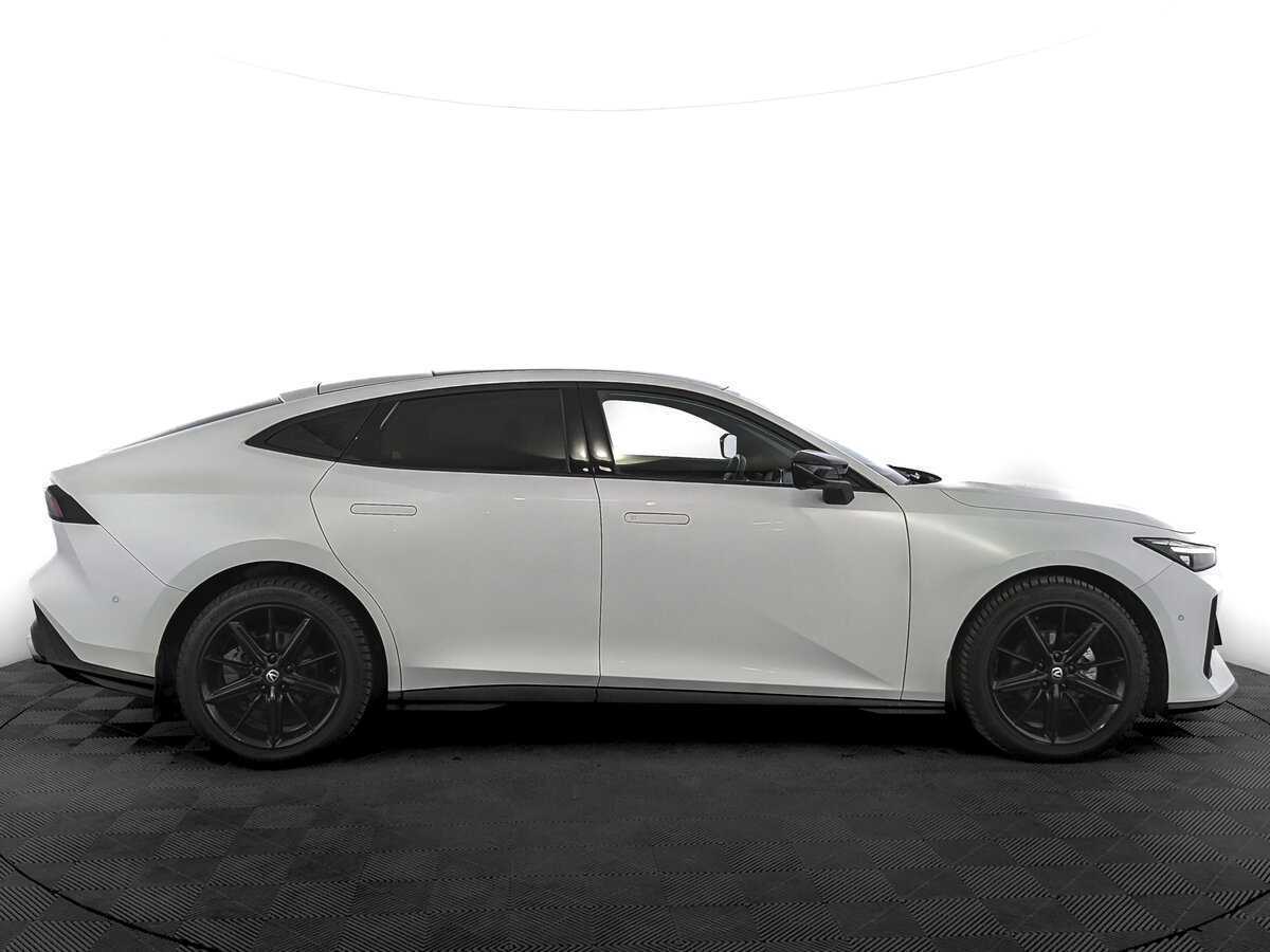 Changan UNI-V, 2023 - 10 569 км. | Фото №4