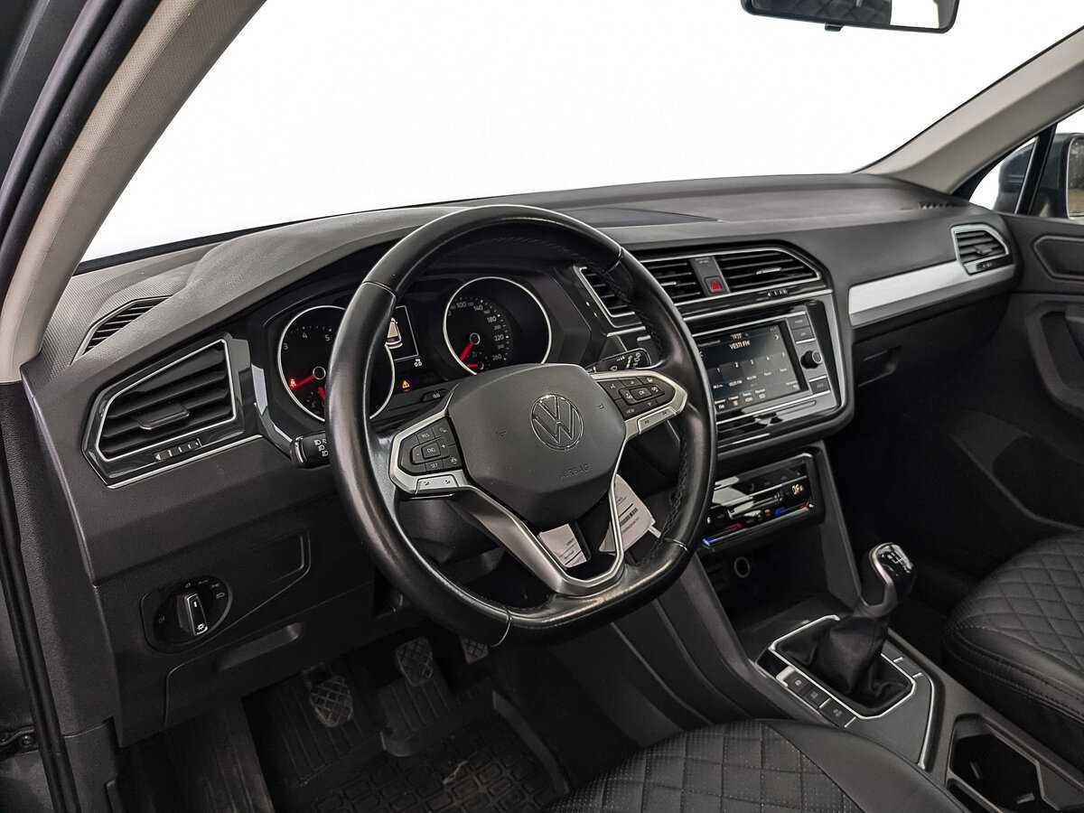 Volkswagen Tiguan, 2021 Фото №16