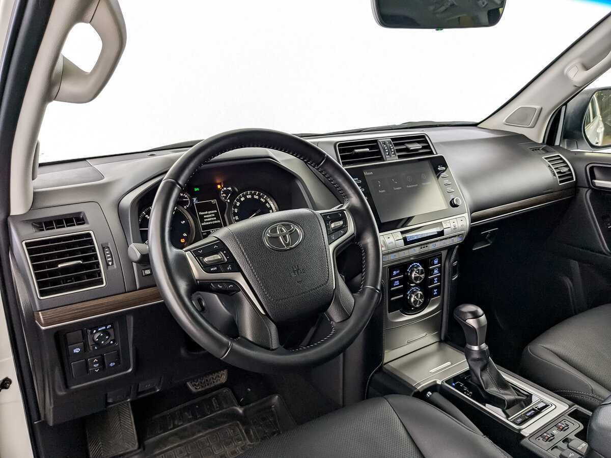 Toyota Land Cruiser Prado, 2021 Фото №16