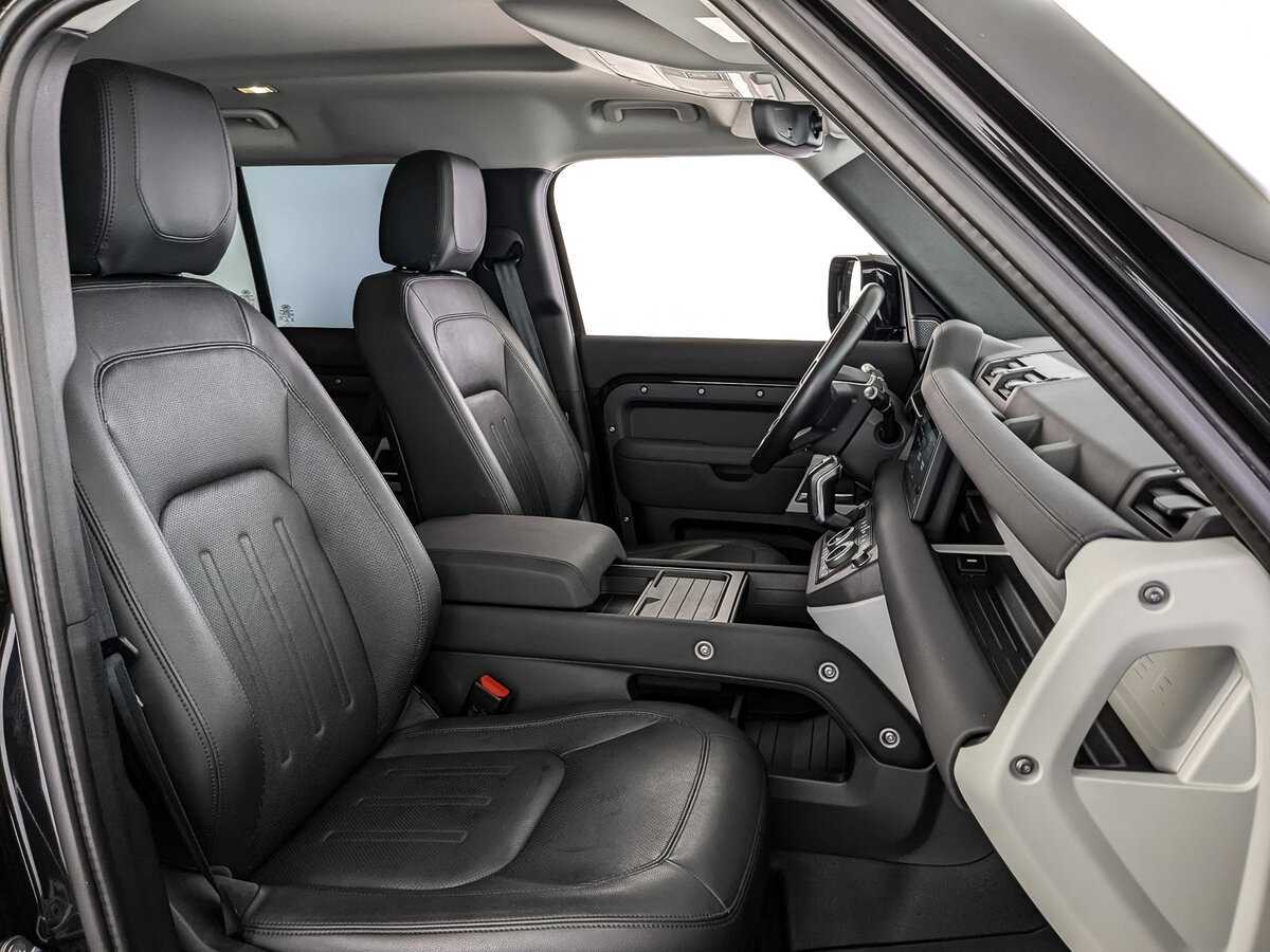 Land Rover Defender 110, 2021 Фото №23