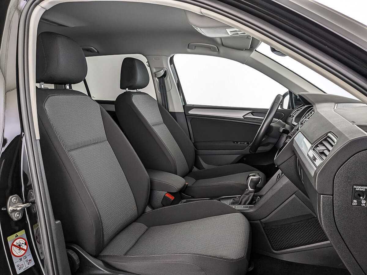 Volkswagen Tiguan, 2021 Фото №24