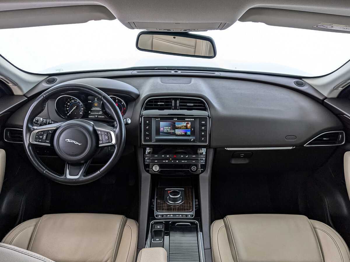 Jaguar F-Pace, 2018 Фото №14