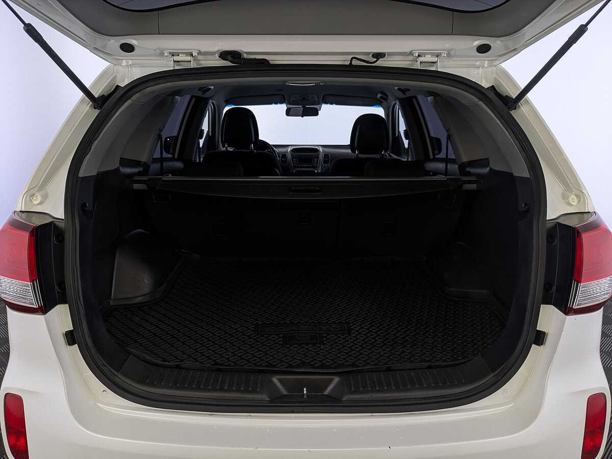 Kia Sorento, 2018 Фото №10