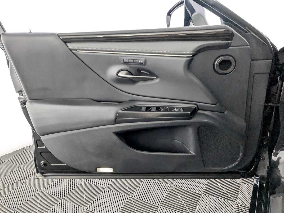 Lexus ES 250, 2020 Фото №19