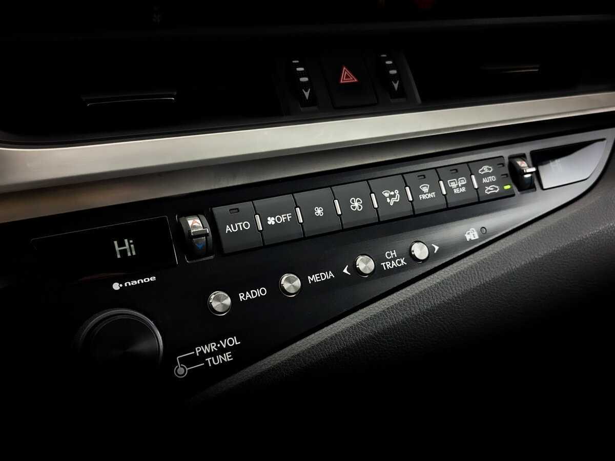 Lexus ES 250, 2020 Фото №26