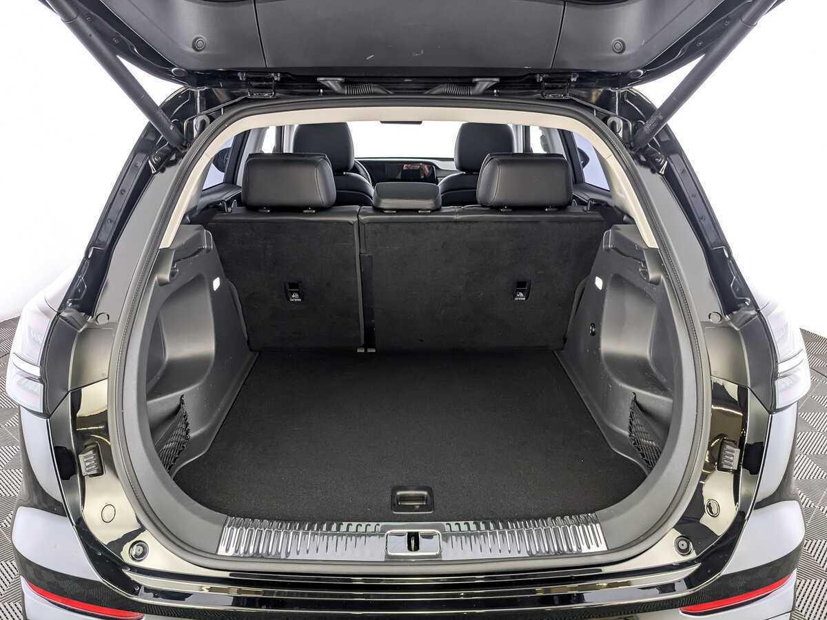 Hongqi HS5, 2023 Фото №9