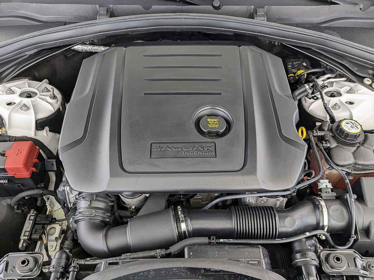 Jaguar F-Pace, 2018 Фото №9