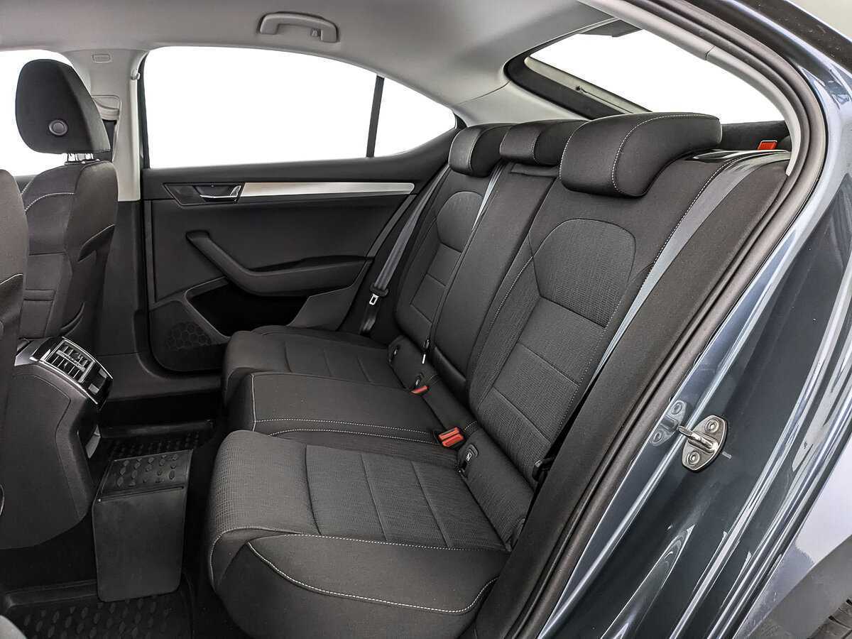 Skoda Superb, 2018 Фото №17