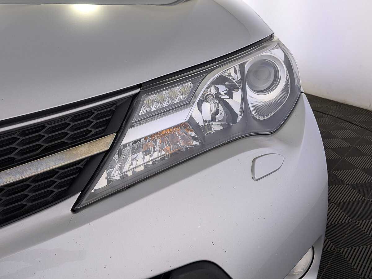 Toyota RAV4, 2013 Фото №11