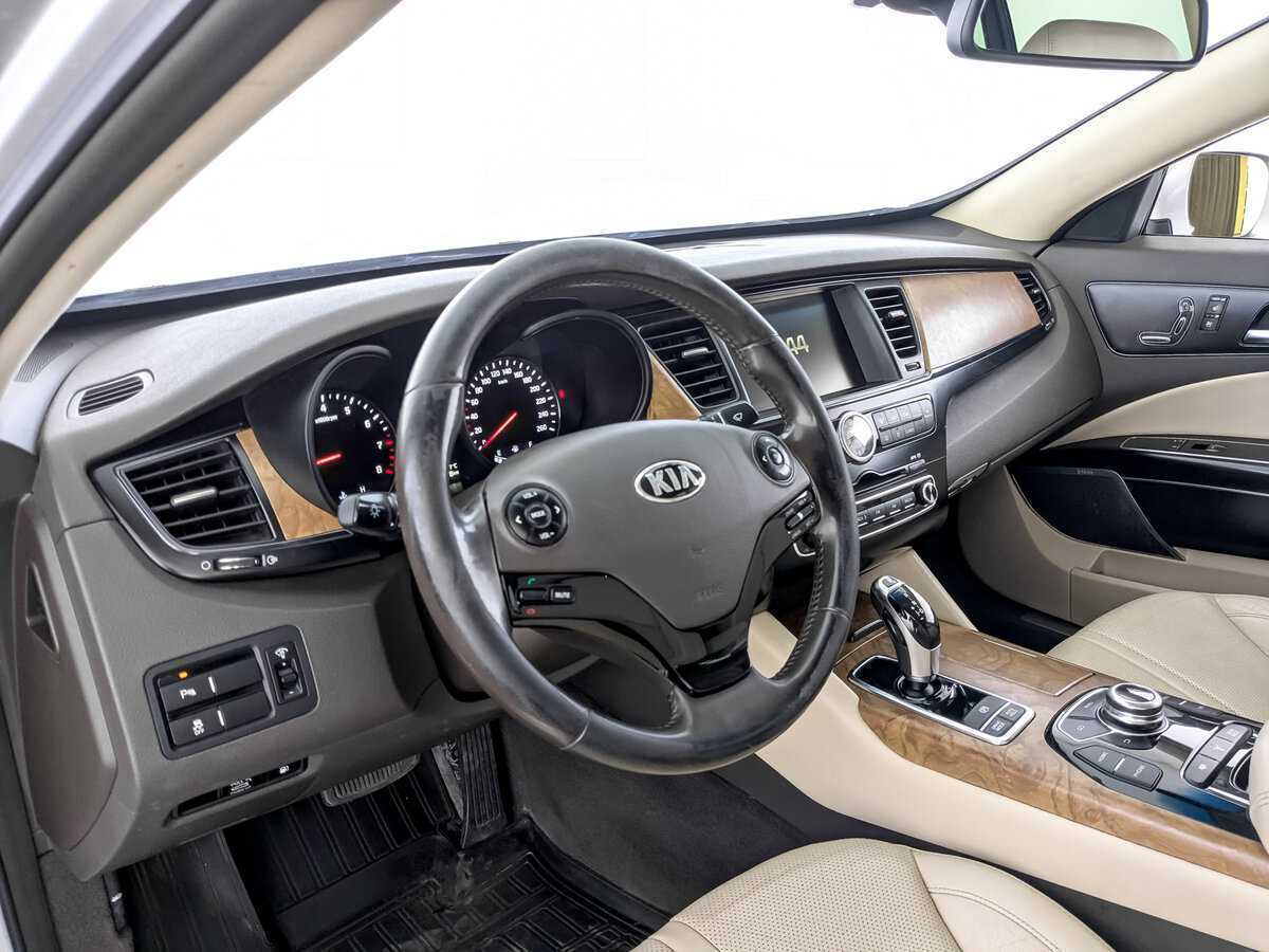 Kia Quoris, 2013 Фото №16