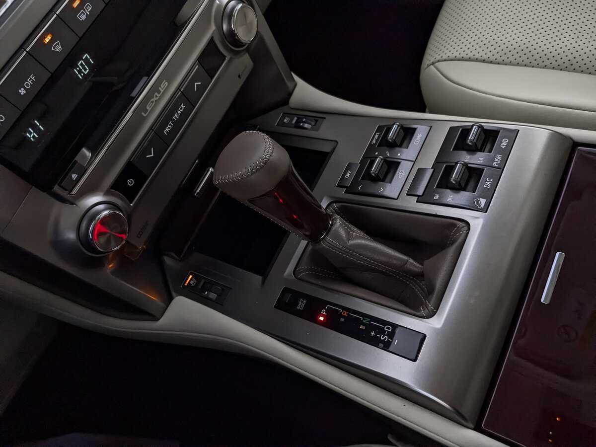 Lexus GX 460, 2017 Фото №21