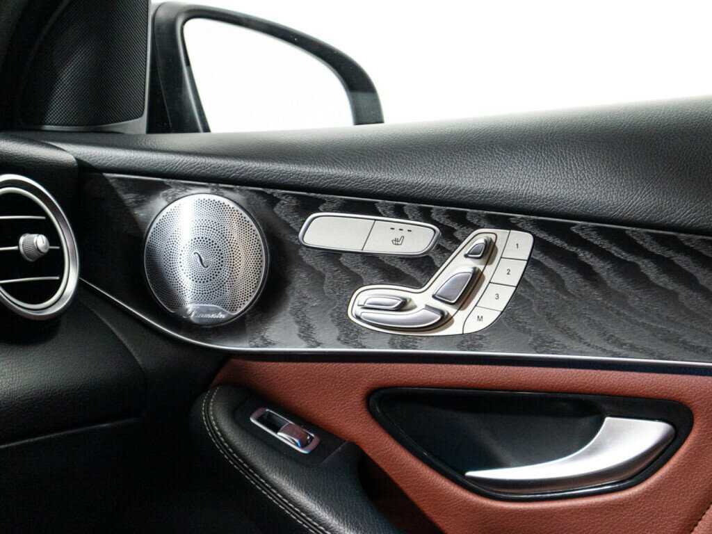 Mercedes-Benz GLC Coupe 250 d, 2018 Фото №24