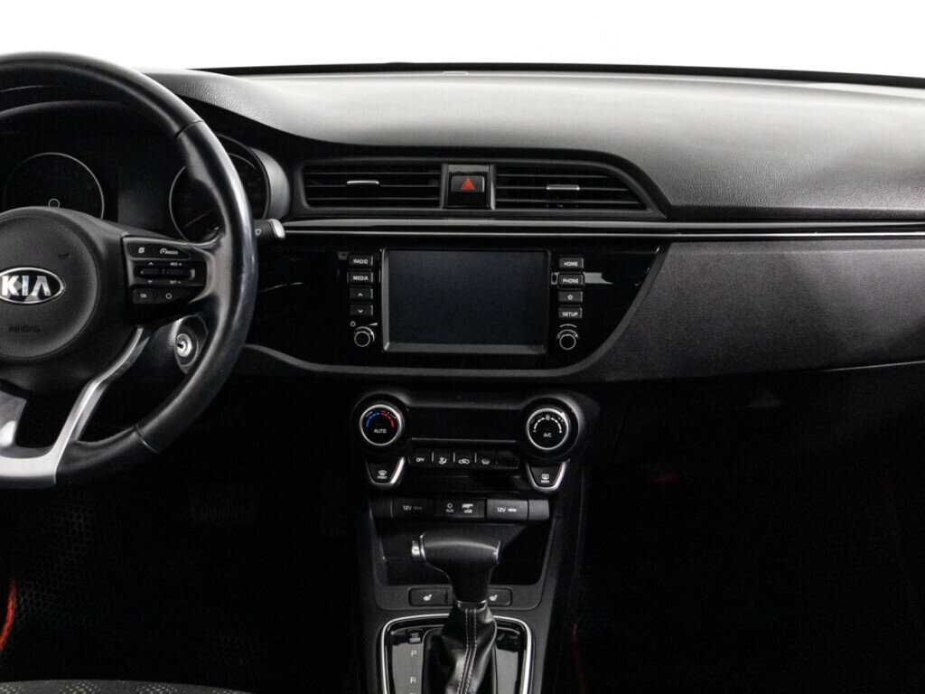 Kia Rio, 2018 Фото №14