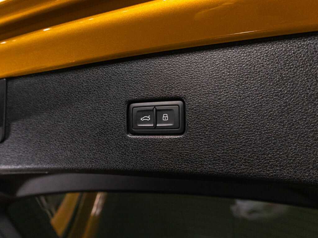 Audi Q8 45 TDI, 2021 Фото №16