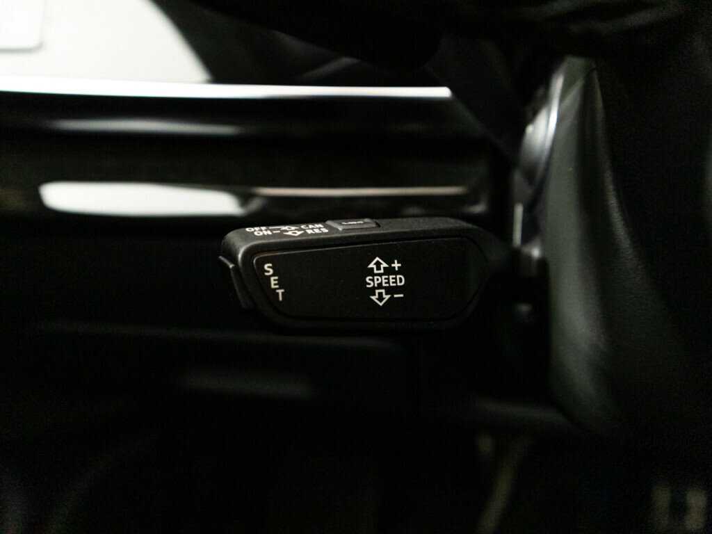 Audi Q8 45 TDI, 2021 Фото №23