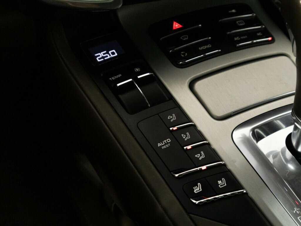 Porsche Cayenne Diesel, 2010 Фото №19