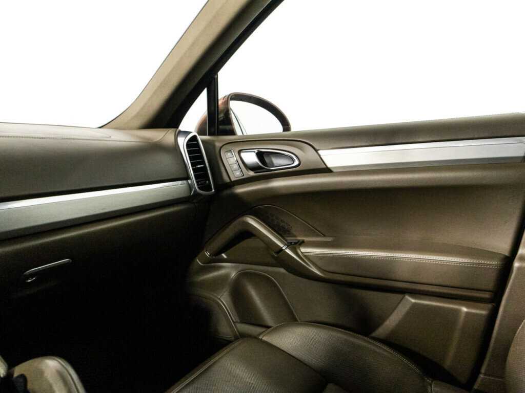 Porsche Cayenne Diesel, 2010 Фото №25