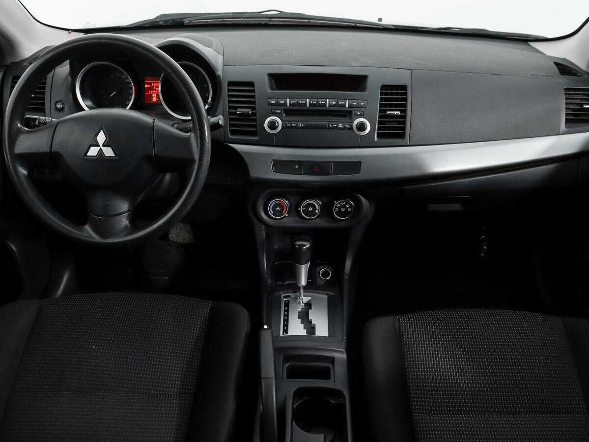 Mitsubishi Lancer, 2010 Фото №12