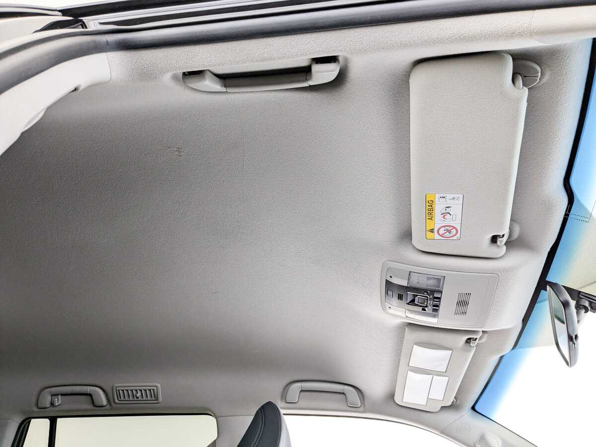 Toyota Land Cruiser Prado, 2021 Фото №20