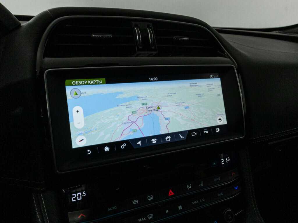 Jaguar F-Pace, 2016 Фото №16