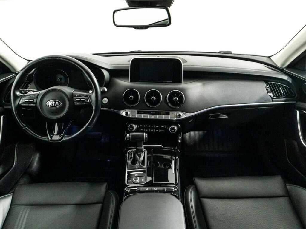 Kia Stinger, 2019 Фото №13