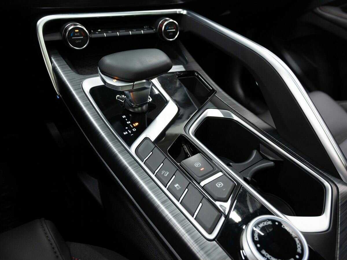 Geely Tugella, 2023 Фото №29