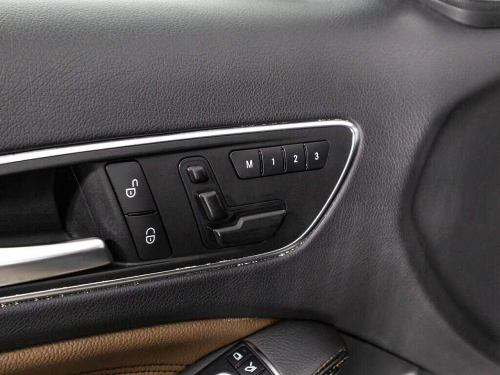 Mercedes-Benz GLA 250, 2014 Фото №19