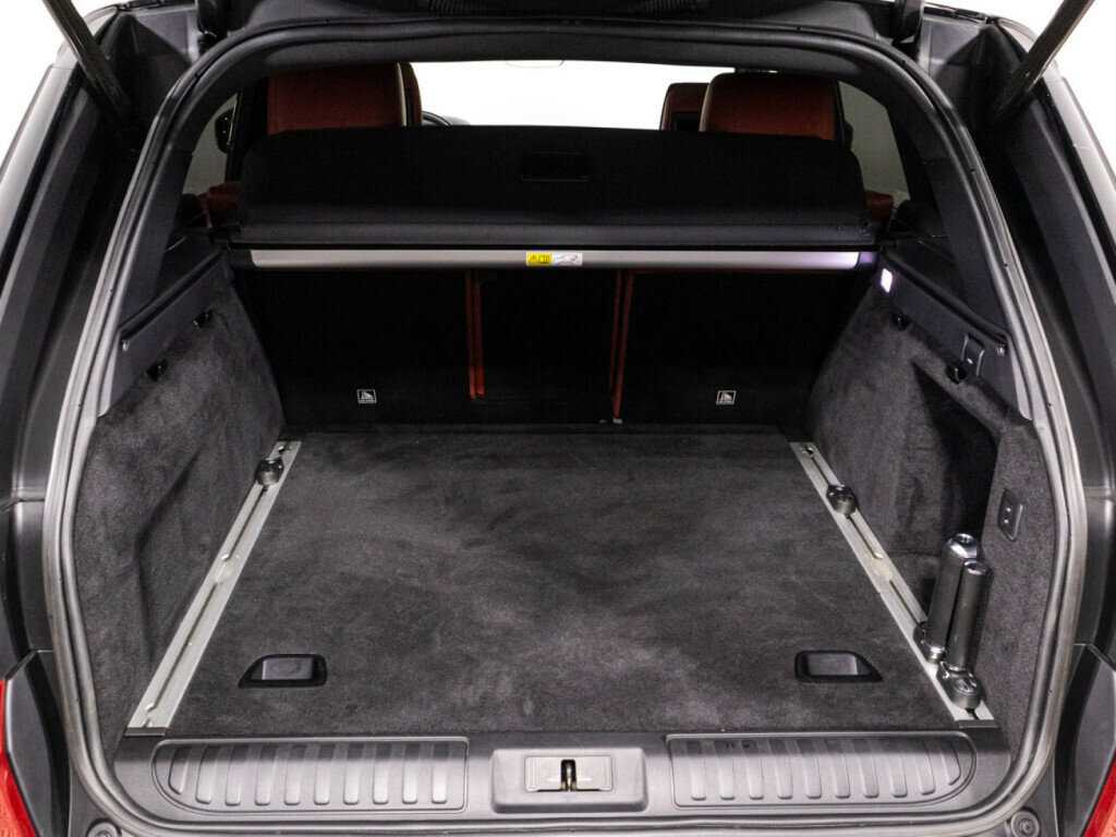 Land Rover Range Rover Sport, 2018 Фото №15