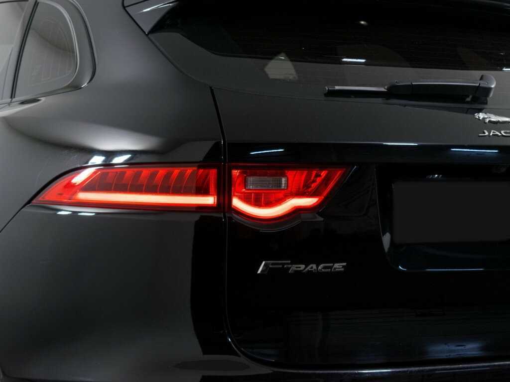Jaguar F-Pace, 2017 Фото №19